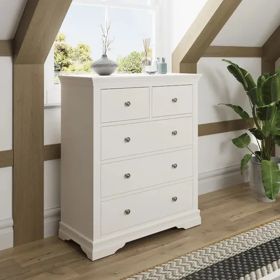 BOXED ARAKEL 5 DRAWER CHEST OF DRAWERS WHITE (1 BOX)