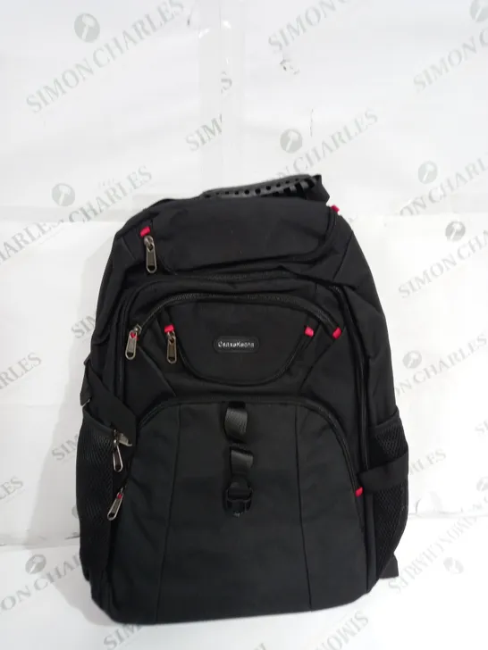 CSAXEKECNA BACKPACK