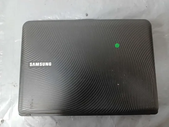 SAMSUNG NB30P 10 INCH ATOM N450 1.66GHZ