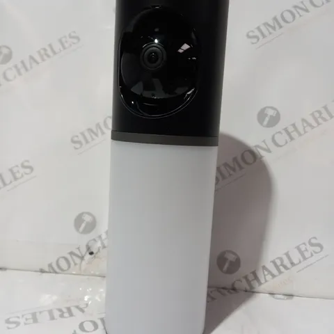 BOXED EZVIZ LC3 SMART SECURITY LIGHT CAMERA