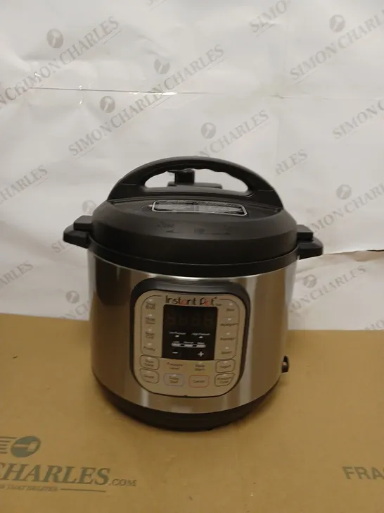 INSTANT POT DUO SMART PRESSURE COOKER