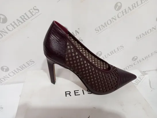 BOXED REISS CLOVER LIZARD STYLE POMEGRANATE COLOURED HEELS - SIZE 6