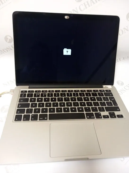 APPLE MACBOOK PRO (A1502 EARLY 2015)