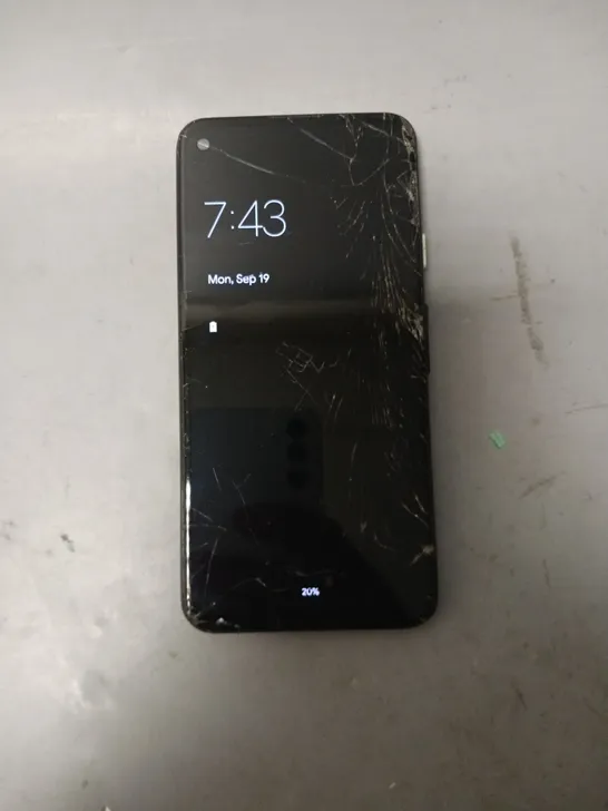 GOOGLE PIXEL 4A IN BLACK