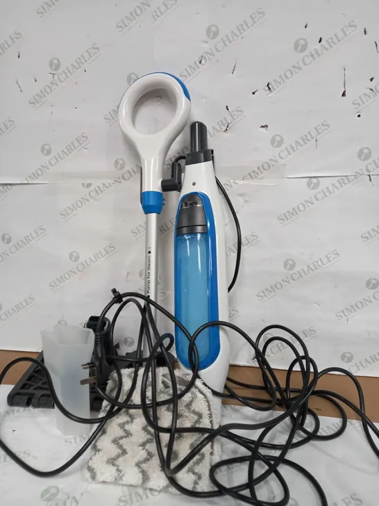 SHARK KLIK AND FLIP STEAM MOP 