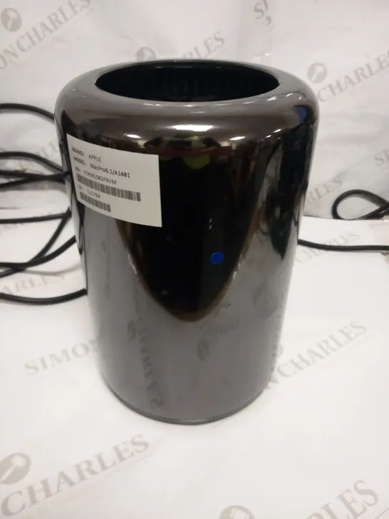 APPLE MAC PRO 6.1 A1481 DESKTOP COMPUTER