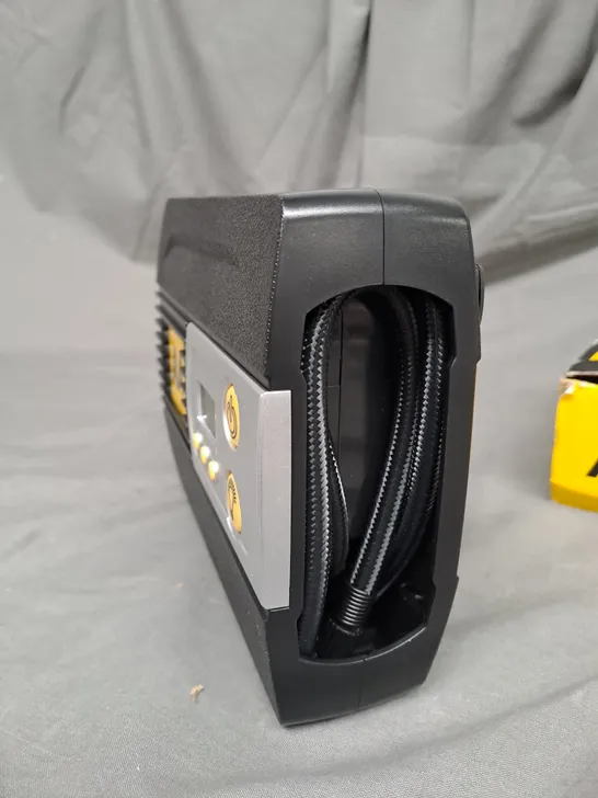 AA 12V DIGITAL TYRE INFLATOR AA5502