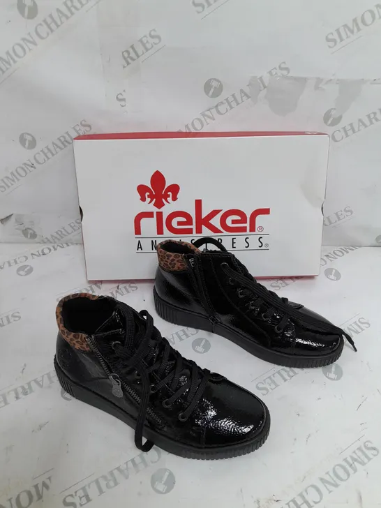 BOXED RIEKER HIGH TOP CUFFED SHOES, LEOPARD/BLACK - SIZE 4