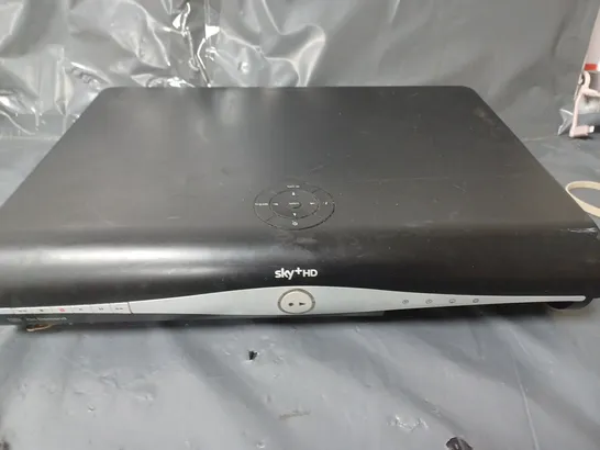 UNBOXED SKY+ HD TV BOX