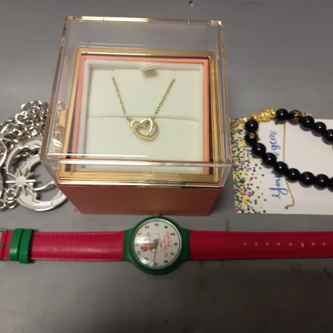 APPROXIMATELY 10 ASSORTED JEWELLERY AND FASHION ITEMS TO INCLUDE WATCHES, NECKLACES, BRACELETS, ETC