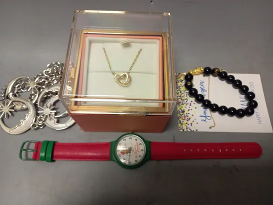 APPROXIMATELY 10 ASSORTED JEWELLERY AND FASHION ITEMS TO INCLUDE WATCHES, NECKLACES, BRACELETS, ETC