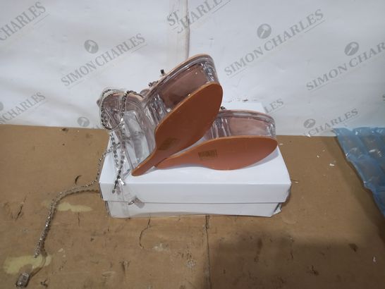 BOXED PAIR OF PRETTY LITTLE THING WEDGE HIGH HEELS SIZE 5
