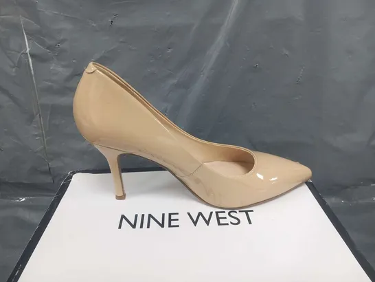 BOXED NINE WEST FLAX BLUSH PATENT SIZE 8