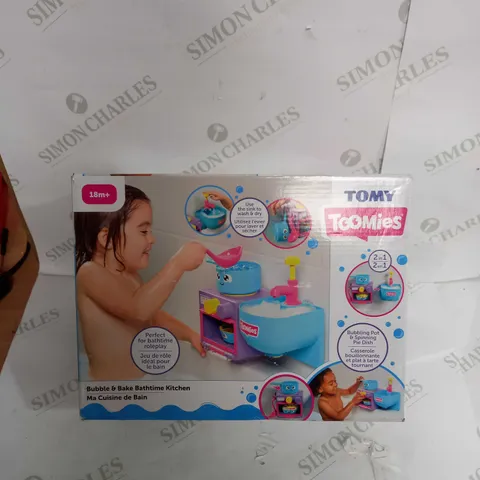 TOMY TOOMIES BUBBLE & BAKE BATHTIME KITCHEN