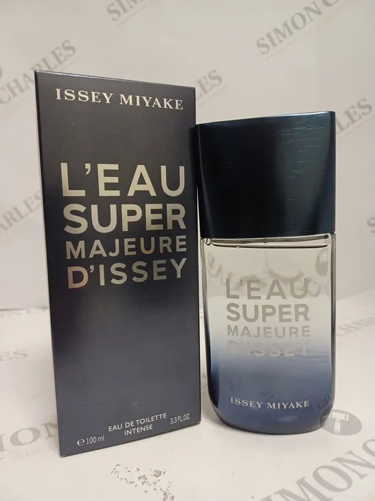 BOXED ISSEY MIYAKE L'EAU SUPER MAJEURE EAU DE TOILETTE INTENSE 