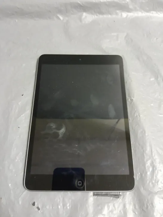 UNBOXED APPLE IPAD MINI IN BLACK - A1432