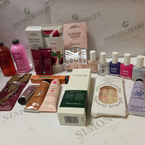LOT OF APPROX 20 ASSORTED NAIL CARE PRODUCTS TO INCLUDE ROSE HAND & NAIL CREAM, ELEGANT TOUCH VANILLA CHAI FALSE NAILS, LOTTIE NAIL COLOURS, ETC