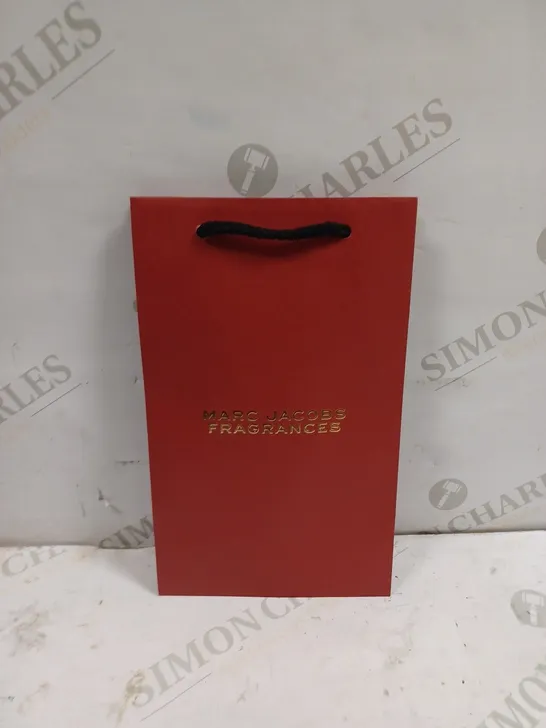 BOX TO CONTAIN APPROX 50 X MARC JACOBS FRAGRANCES GIFT BAGS  