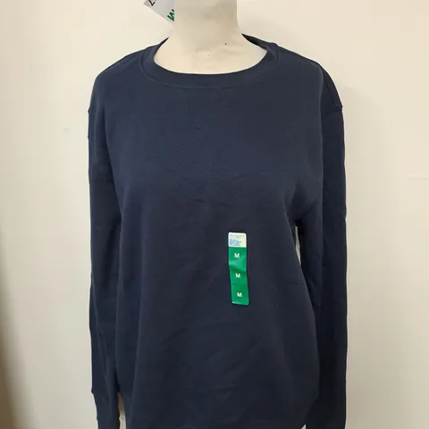 APPROXIMATELY 20 ASSORTED PRIMARK CLOTHING ITEMS TO INCLUDE SWEATER IN SIZE MEDIUM, TOP IN SIZE MEDIUM, T-SHIRT IN SIZE 2XL 