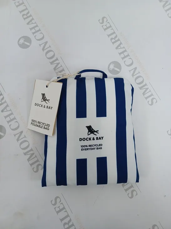 DOCK & BAY FOLDABLE BAG WHITE/BLUE 39X19CM MEDIUM