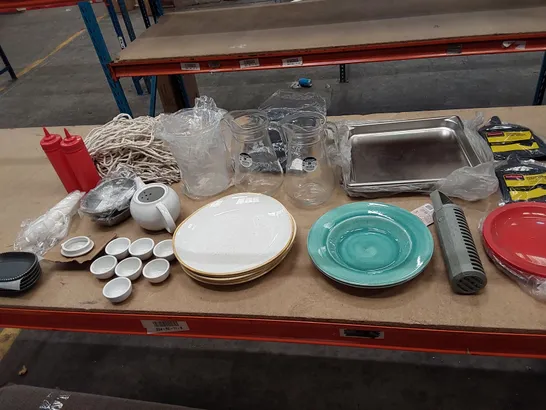 BOX OF ASSORTED DINNERWARE AND CATERING SUPPLIES INCLUDING; CHURCHILL STONECAST PLATES, STEELITE PLATES, LUMINARC JUGS, BAKING TRAYS, GENWARE SERVING DISHES ECT. (1 BOX)