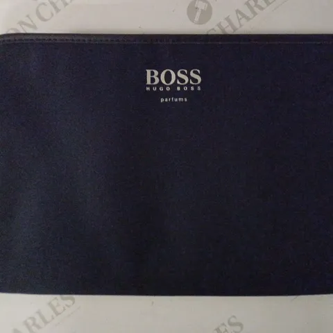 LOT OF 10 HUGO BOSS PARFUMS 14 INCH COMPUTER CASE POUCH