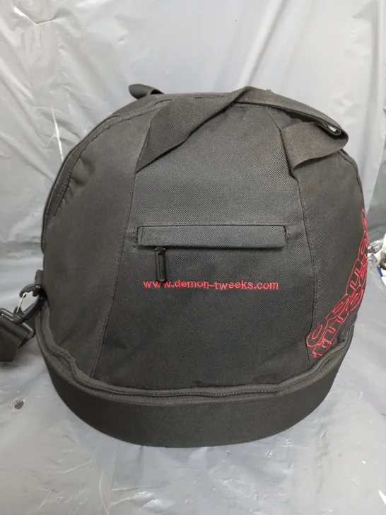 OMP HELMET WITH DEMON TWEEKS CARRY CASE 