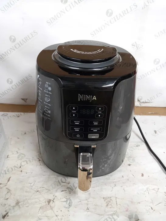 NINJA AIR FRYER 3.8L AF100UK