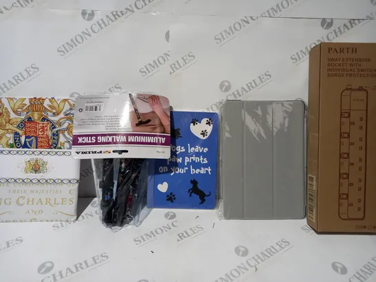 BOX OF APPROXIMATELY 7 ASSORTED ITEMS TO INCLUDE -  PARTH 5 WAY SOCKET - DOG NOTE BOOK - WALKING STICK ECT