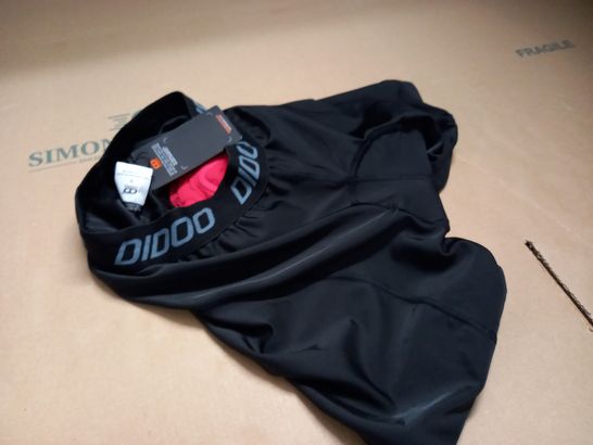 PAIR OF DIDOO CYCLING SHORTS - S