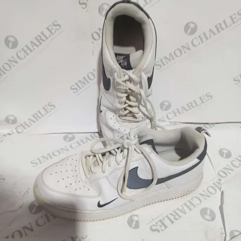 NIKE AIR WHITE TRAINERS SIZE 8