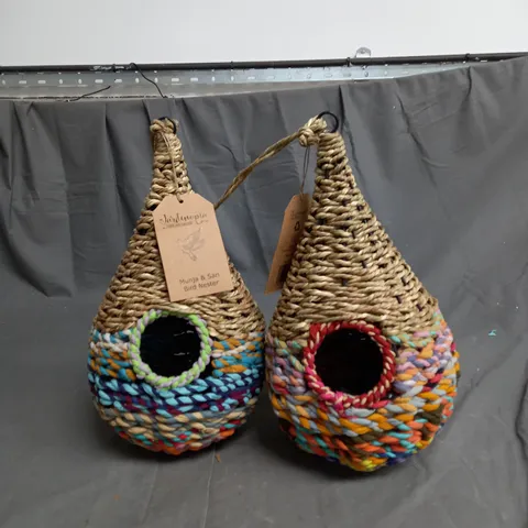 BOXED SET OF 2 JARDINOPIA MUNJA & SARI BIRD NESTER IN MULTICOLOUR