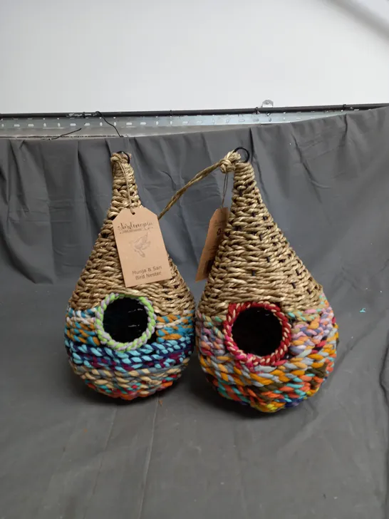 BOXED SET OF 2 JARDINOPIA MUNJA & SARI BIRD NESTER IN MULTICOLOUR