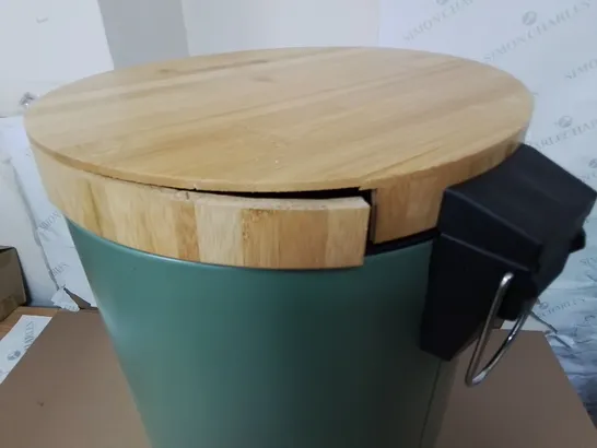 30L PEDAL BIN IN GREEN WITH BAMBOO LID