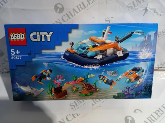 BOXED LEGO CITY BOAT 60377