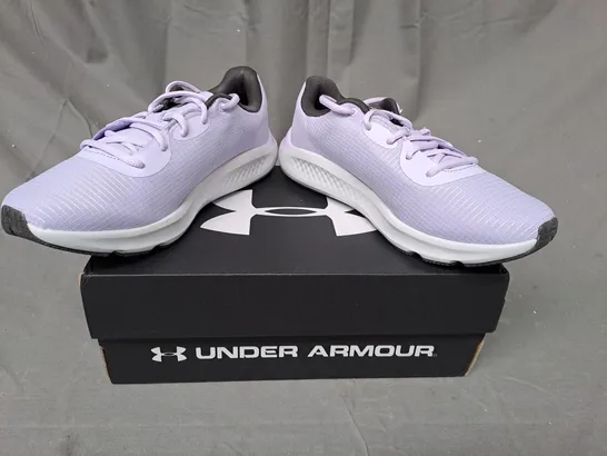 BOXED PAIR OF UNDER ARMOUR CHARGED PURSUIT TRAINERS IN LILAC UK SIZE 6