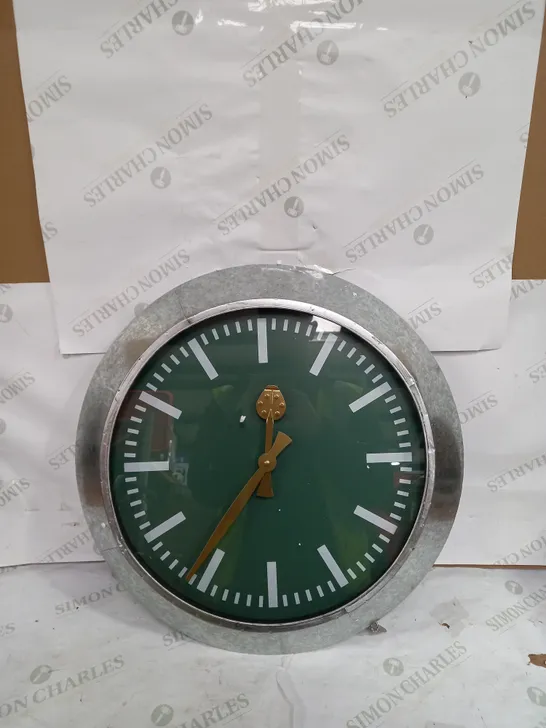 SILVER AND GREEN OFFICE CLOCK