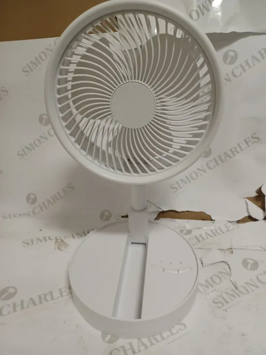 BELL & HOWELL RECHARGEABLE EXTENDABLE DESK & FLOOR FAN, WHITE