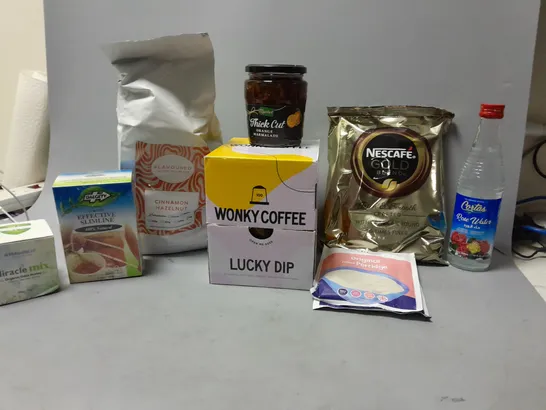 LOT OF ASSORTED FOOD ITEMS TO INCLUDE NESCAFE GOLD BLEND COFFEE, WONKY COFFEE LUCKY DIP, ETC