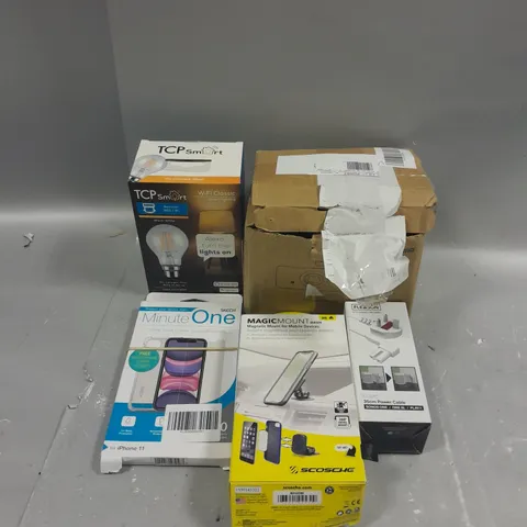 MEDIUM BOX OF ASSORTED ITEMS TO INCLUDE SCREEN PROTECTOR, BULBS AND POWER CABLE