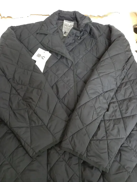 UNIQLO LONG PADDED JACKET IN BLACK - MEDIUM