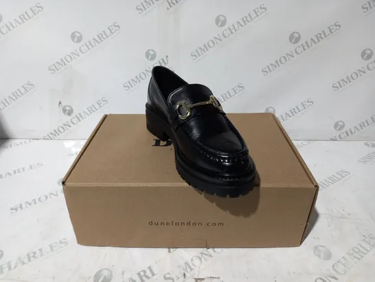 BOXED PAIR OF OUTLET DUNE GALLAGHER CHUNKY SNAFFLE TRIM LOAFERS IN BLACK UK SIZE 4