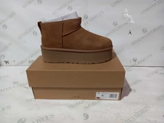 BOXED PAIR OF UGG CLASSIC ULTRA MINI PLATFORM SHOES IN BROWN UK SIZE 6