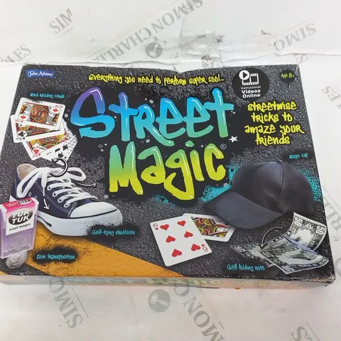 BOXED JOHN ADAMS STREET MAGIC SET