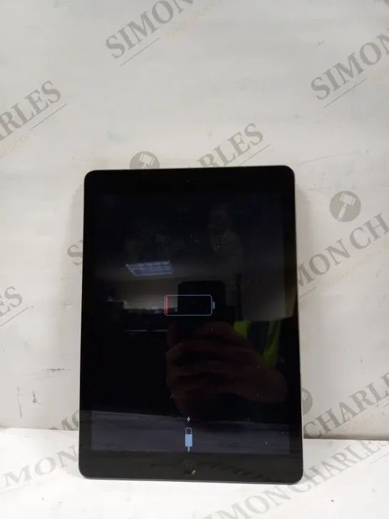 APPLE A1474 IPAD AIR 