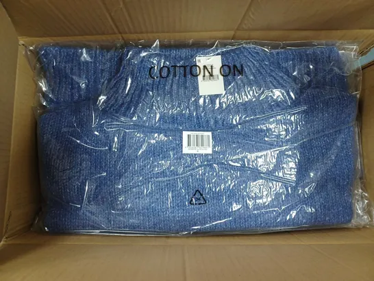 APPROXIMATELY 54 BRAND NEW ROLL NECK PULLOVERS IN CORNFLOWER BLUE IN VARIOUS SIZES - COLLECTION ONLY