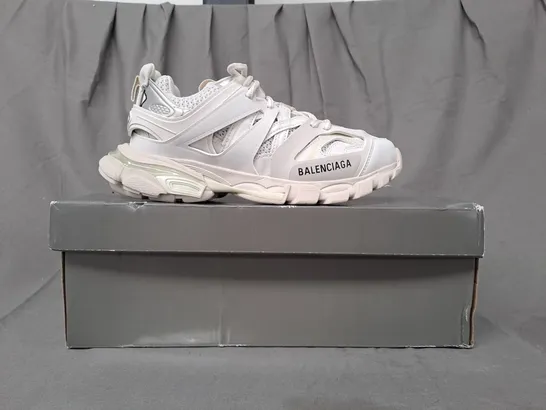 BOXED PAIR OF BALENCIAGA SNEAKERS IN WHITE UK SIZE 5