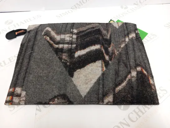 KENZO CLUTCH BAG ANTHRACITE