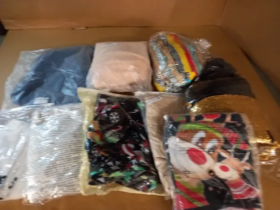 LARGE QUANTITY OF ASSORTED BAGGED CLOTHING ITEMS 