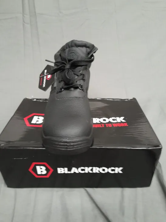 BOXED PAIR OF BLACKROCK CHUKKA BOOT BLACK SIZE UK 7 